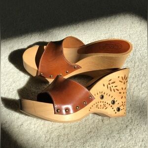 Joan & David Brown Wedge Sandals